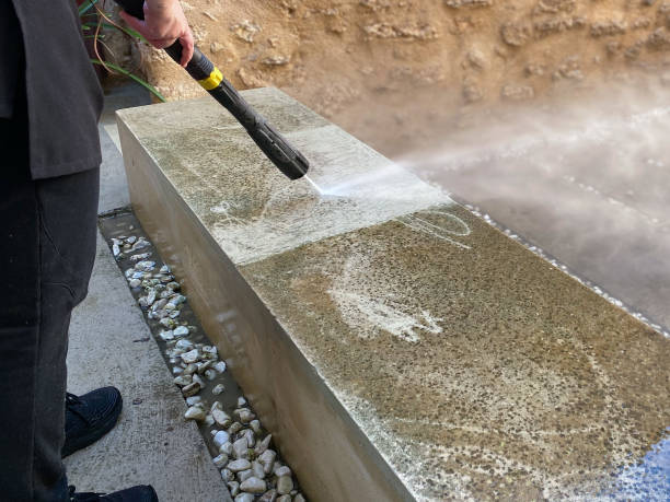 Garage Pressure Washing in Albion, IL